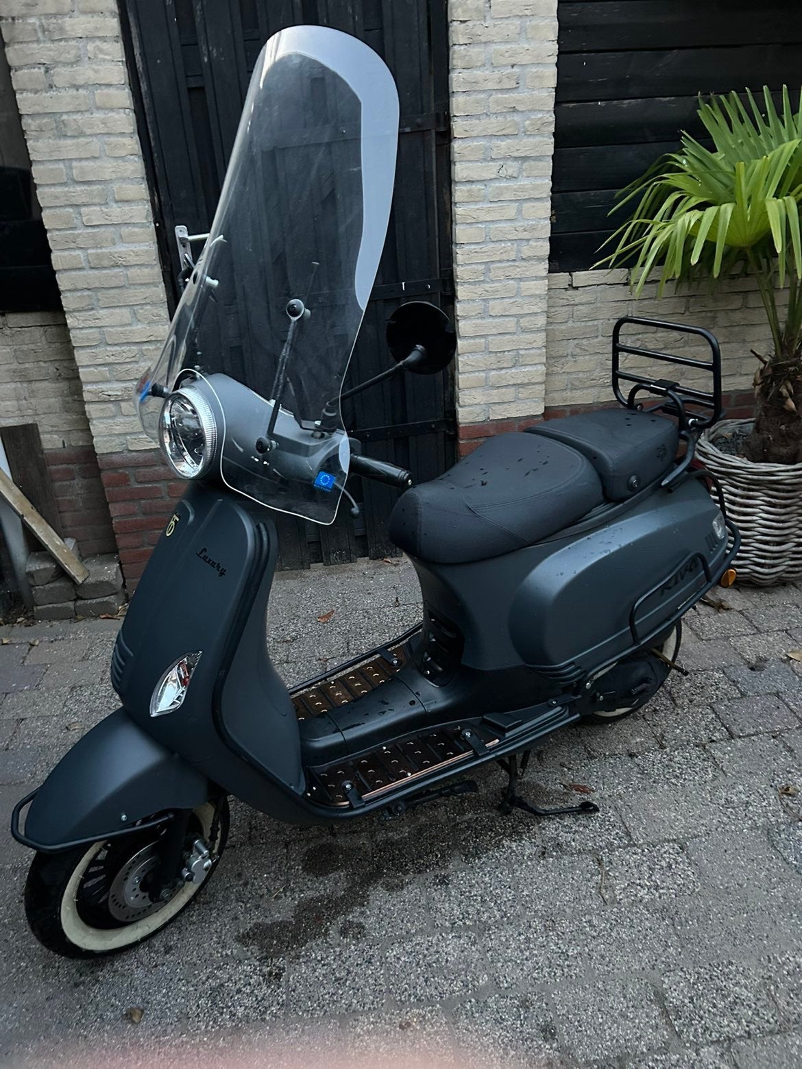 Btc Riva Luxury, Ophalen, Zo goed als nieuw, Benzine, Overige merken