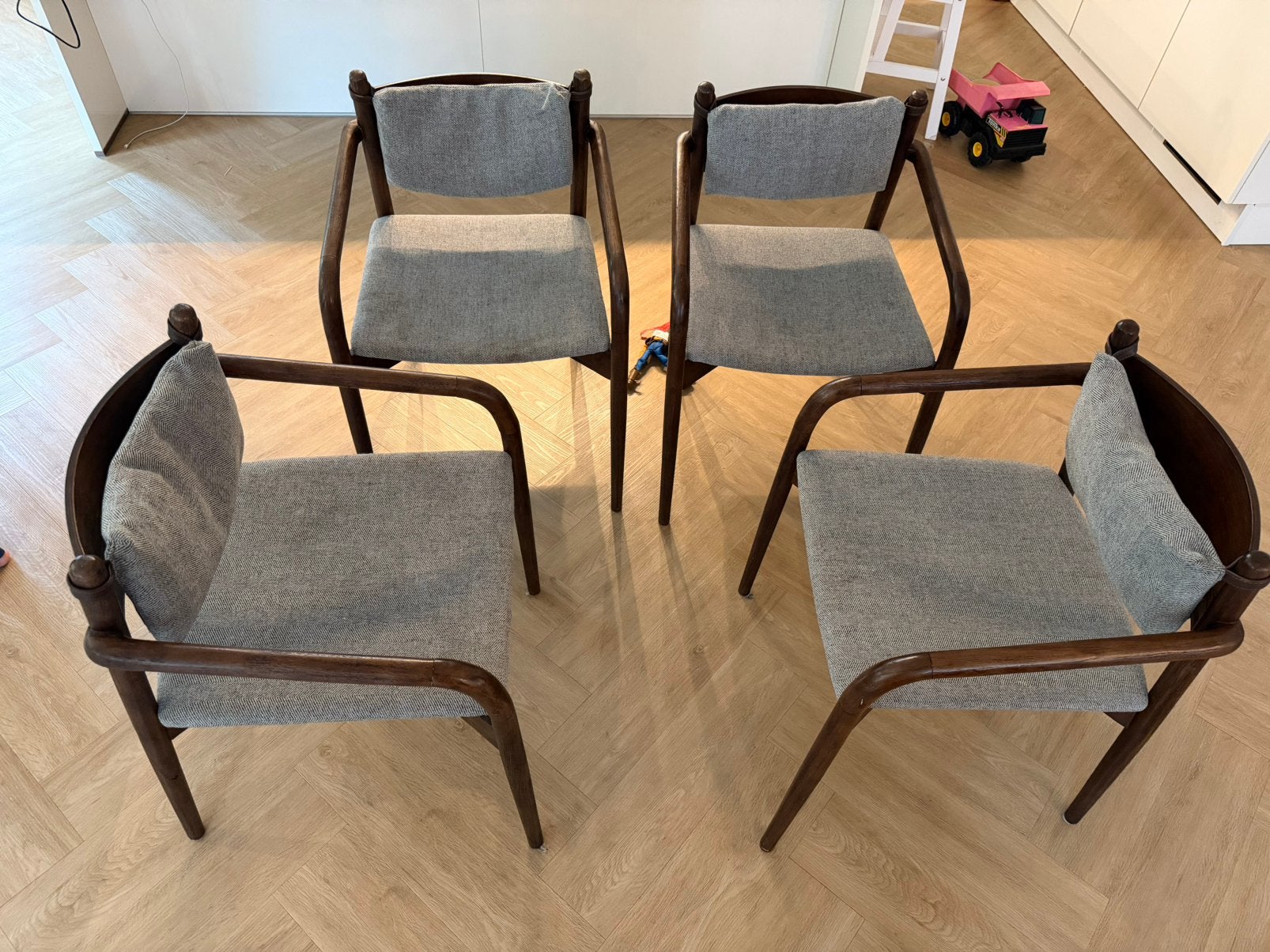 Four Dutchbone Dining Chairs, Huis en Inrichting, Stoelen, Ophalen, Zo goed als nieuw, Vier