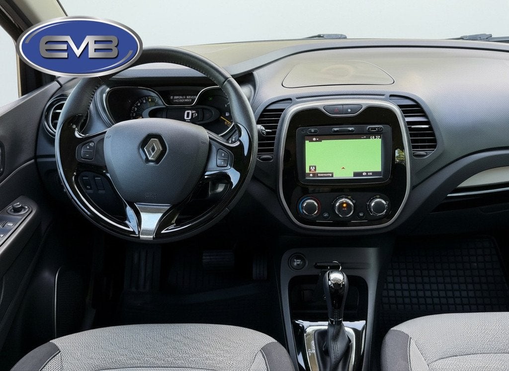 Renault Captur 1.2 TCe AUTOMAAT Dynamique, navigatie, 4 cilinders, Zwart, Electronic Stability Program (ESP), SUV of Terreinwagen