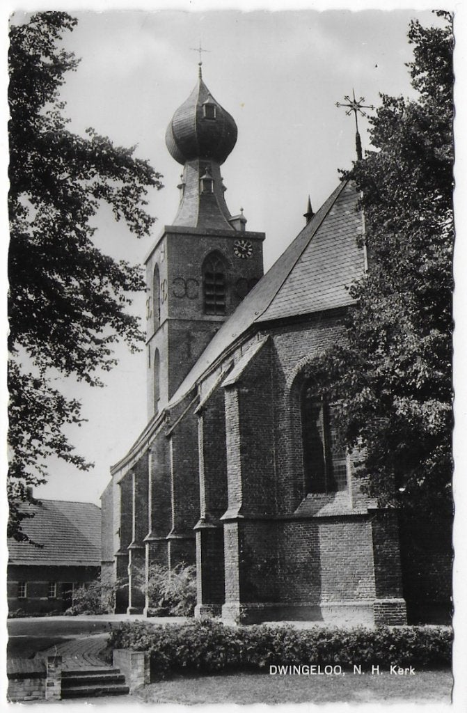 Dwingeloo N H Kerk Oude Gelopen Ansichtkaart ( 9769 ), Ophalen of Verzenden, 1960 tot 1980, Gelopen