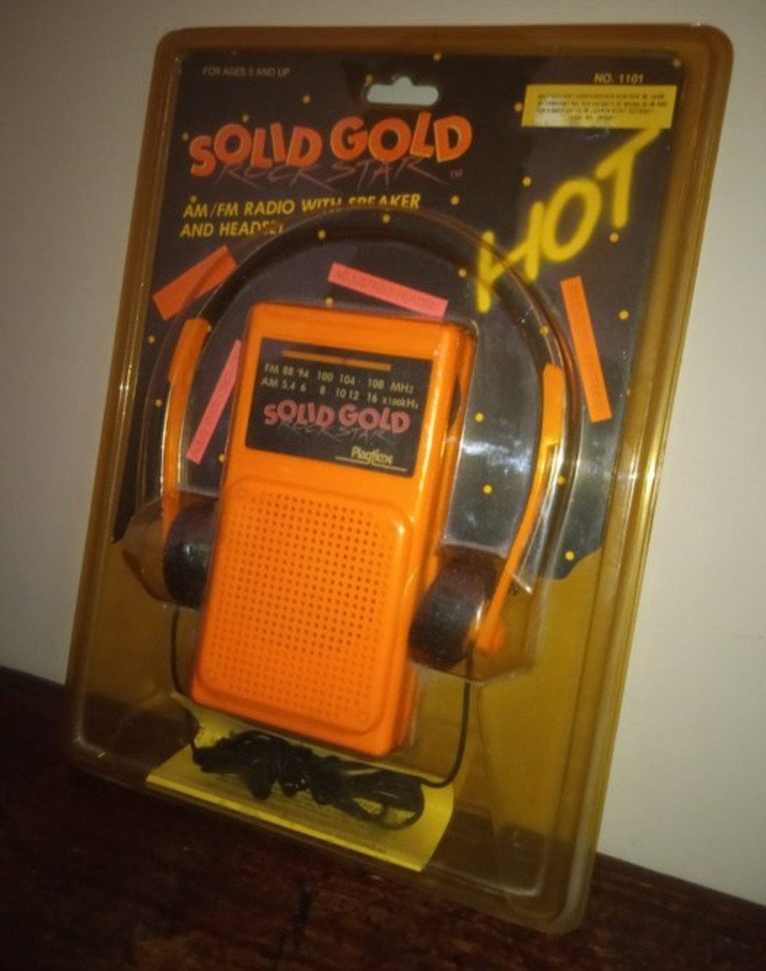 Vintage Playtime Solid Gold Rockstar AM/FM Radio met Headset, Ophalen of Verzenden, Nieuw, Radio
