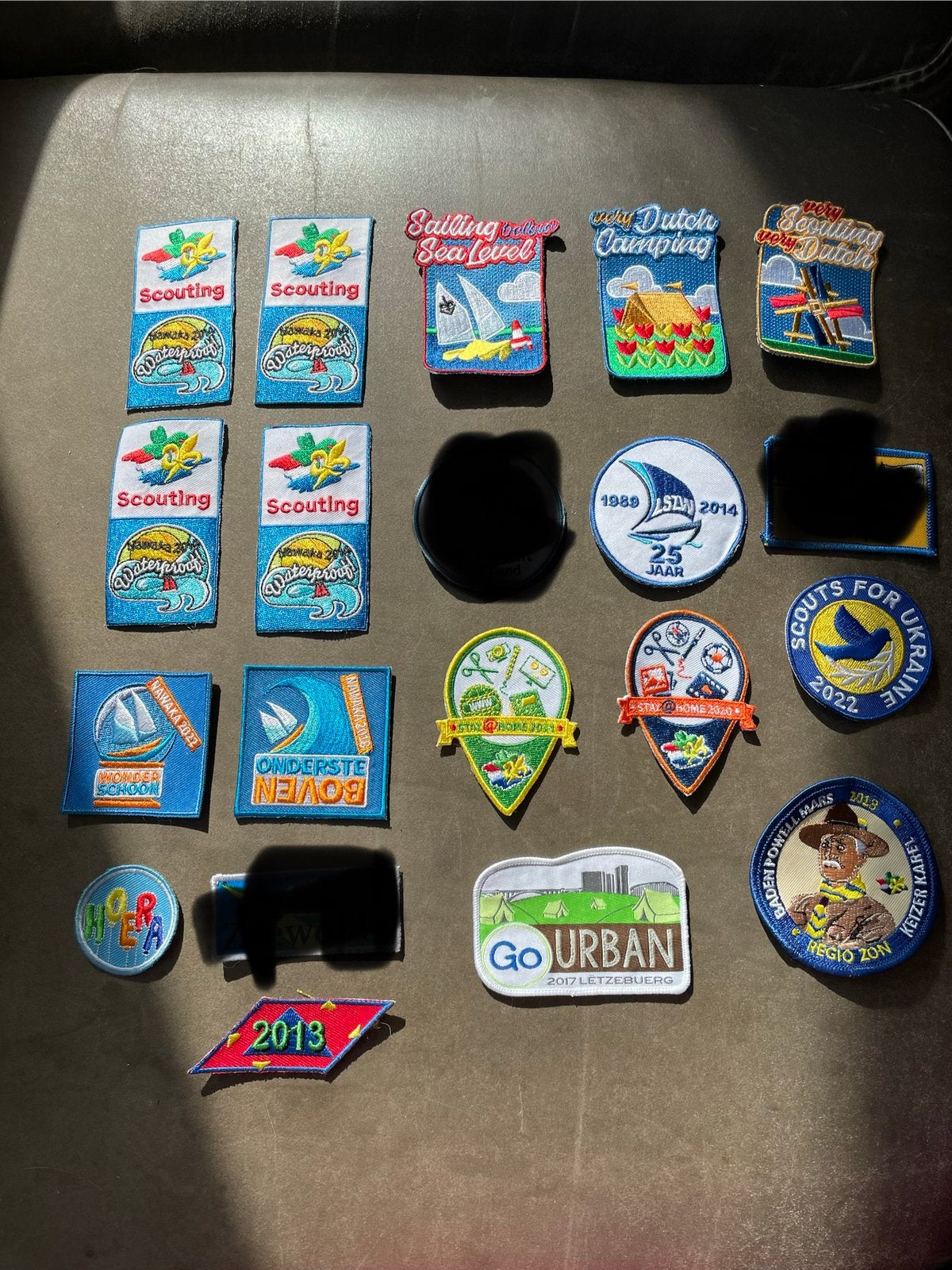 Badges diverse, Ophalen of Verzenden, Zo goed als nieuw, Embleem, Speld of Insigne