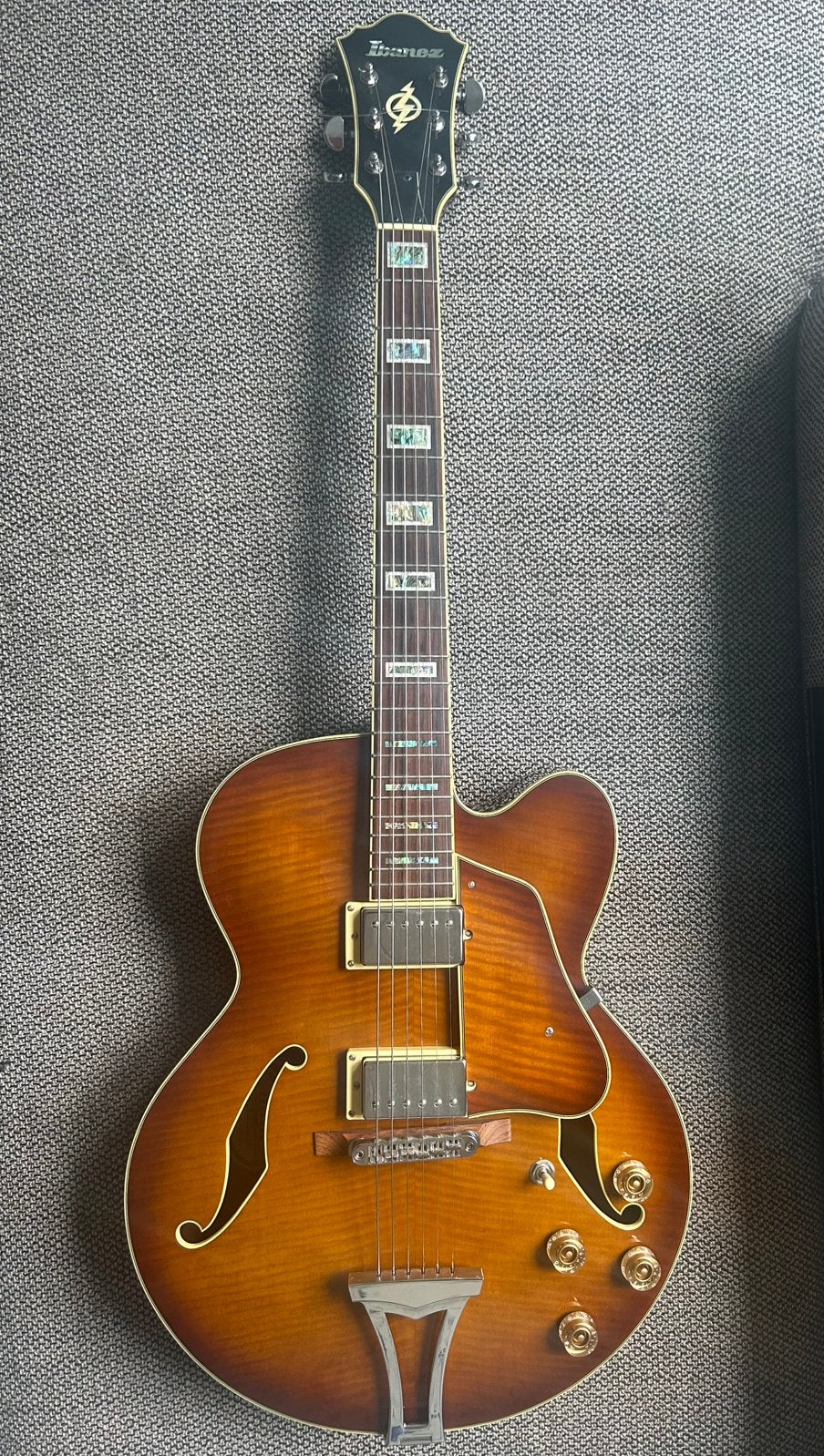 Ibanez AF85 VLS Sunburnst Hollow body, Muziek en Instrumenten, Ophalen of Verzenden, Zo goed als nieuw, Hollow body, Ibanez
