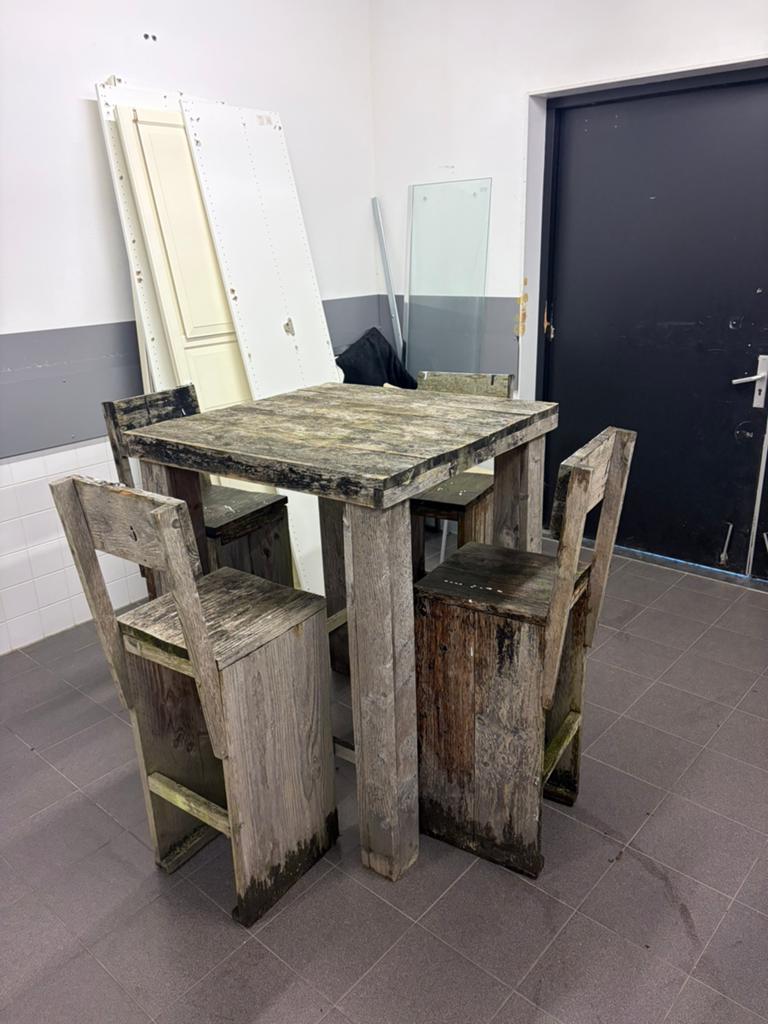 Gratis tuinset Breda, Tuin en Terras, Ophalen, Zo goed als nieuw, Hout