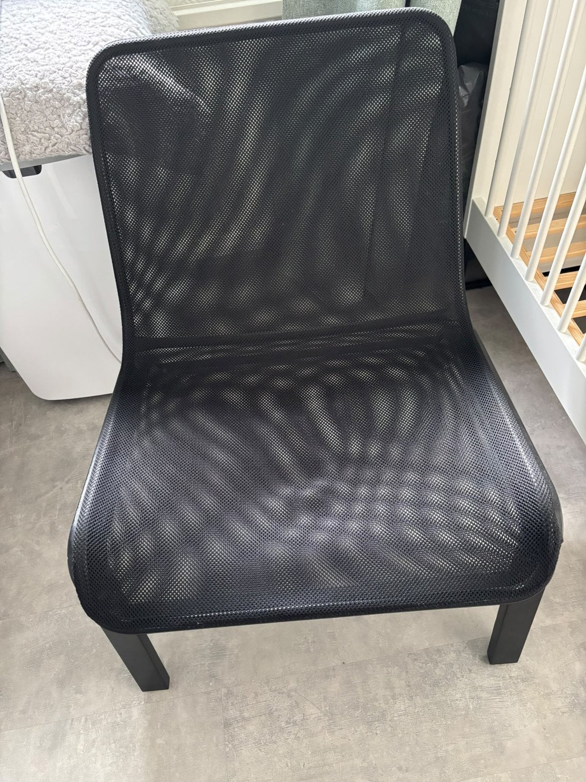 IKEA stoel - Zwart, Gebruikt, Huis en Inrichting, Ophalen, Kunststof, Gebruikt, Zwart