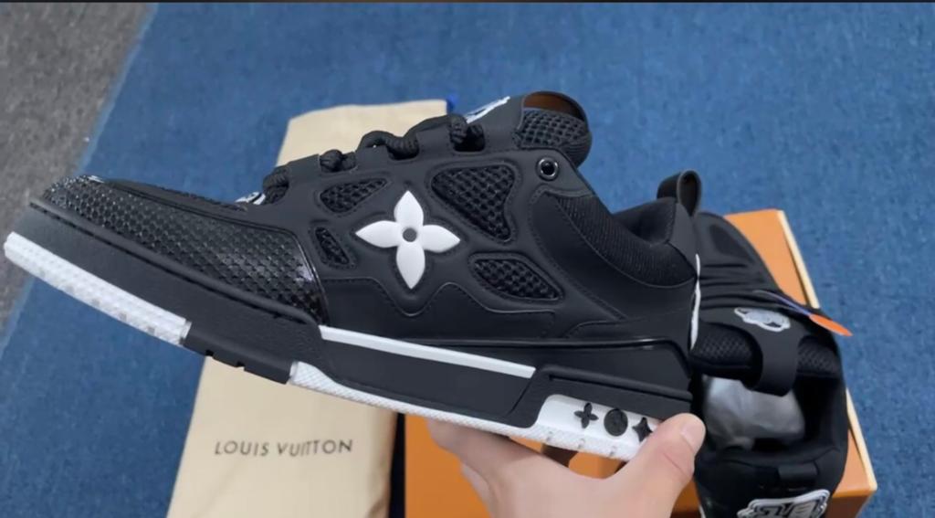LV skate, Ophalen of Verzenden, Nieuw, Zwart