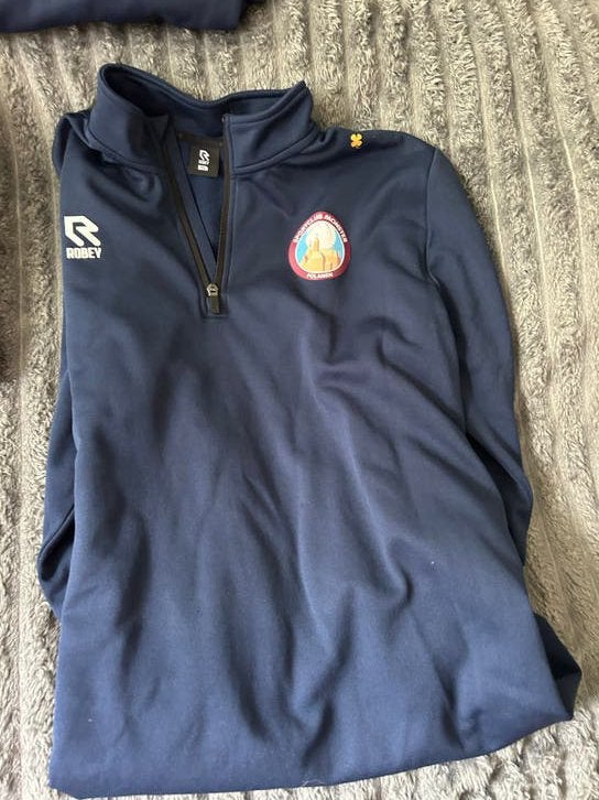 Voetbalkleding SC Monster (trainingspak en shirt), Maat XL, Ophalen, Zo goed als nieuw, Set