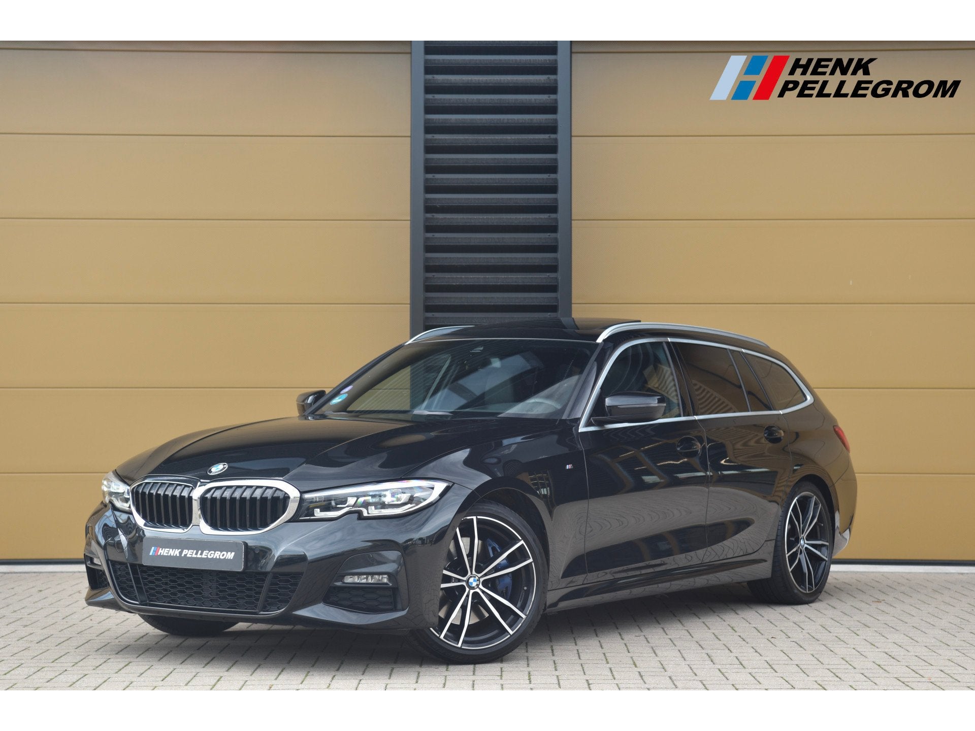BMW 3 Serie Touring 330i High Exe * M-Sport * Panoramadak *, Auto's, Automaat, Achterwielaandrijving, Gebruikt, 4 cilinders