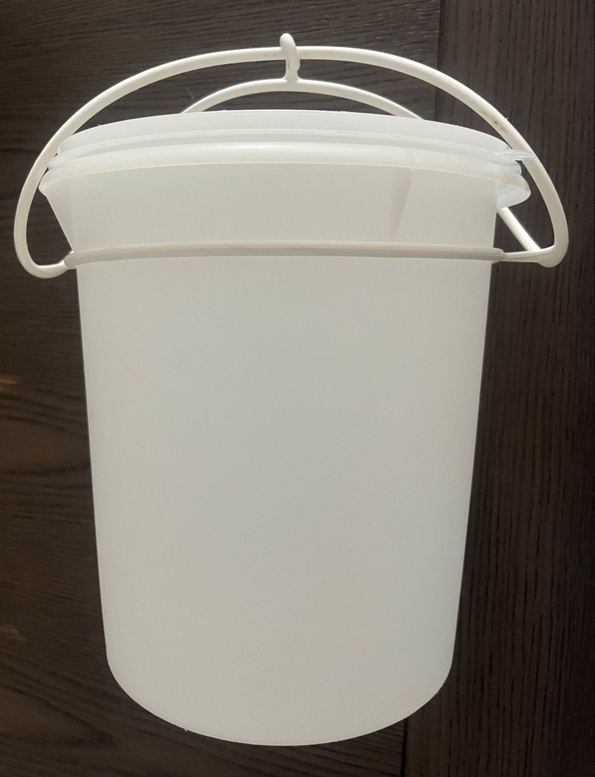 Tupperware Reuze-emmer/wasemmer met Deksel en Handvat - Wit, Gebruikt, Wit, Ophalen of Verzenden, Met deksel