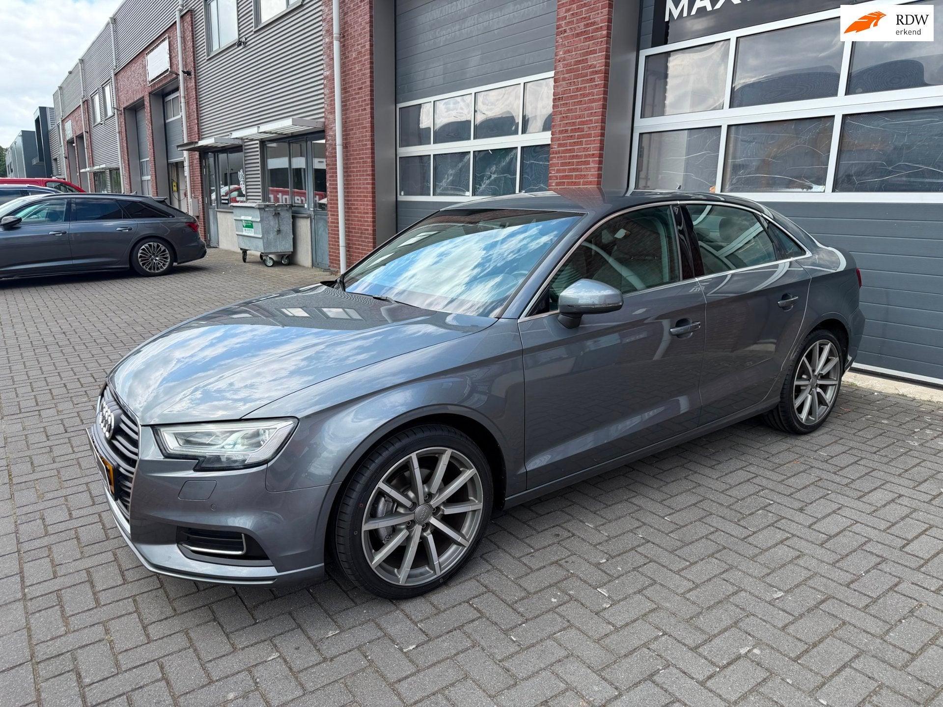 Audi A3 LIMOUSINE 1.4 TFSI Virtual Matrix Camera Carplay PDC, Auto's, Audi, Gebruikt, Euro 6, 4 cilinders, 150 pk