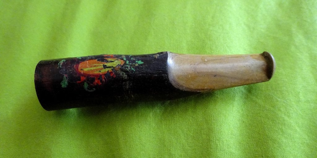 Houten sigaren pijpje beschilderd met bloemmotieven vintage, Verzenden, Gebruikt, (Water)pijp