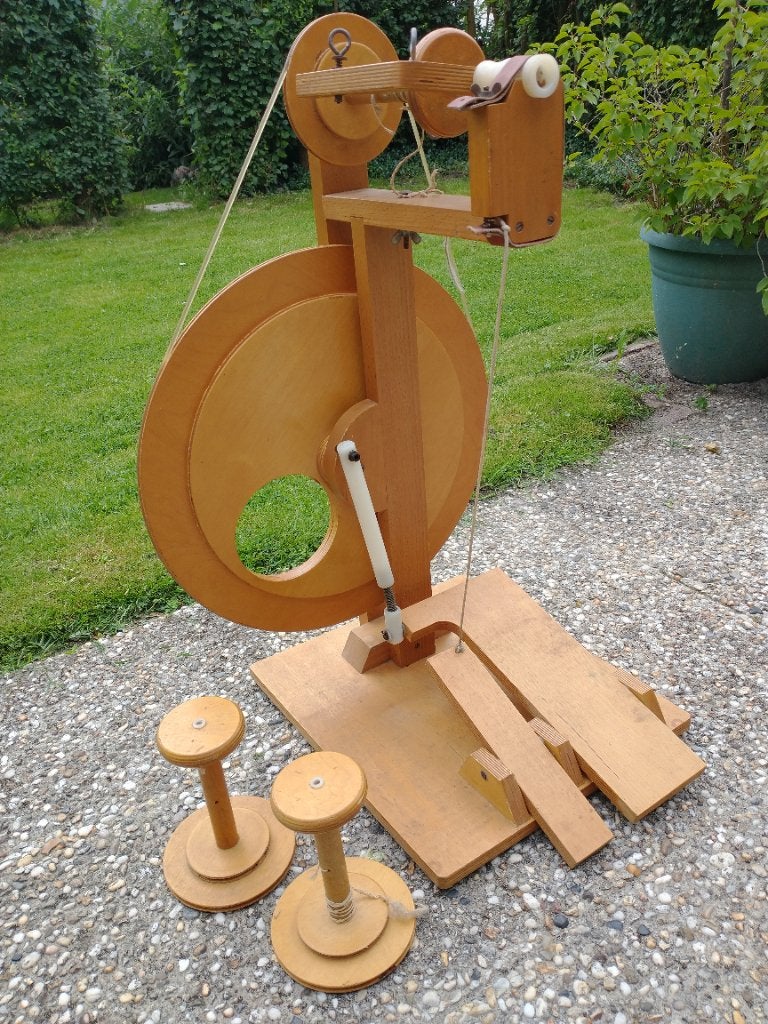 Spinnewiel ook zeer geschikt voor Art Yarn, Hobby en Vrije tijd, Ophalen, Gebruikt, Spinnewiel