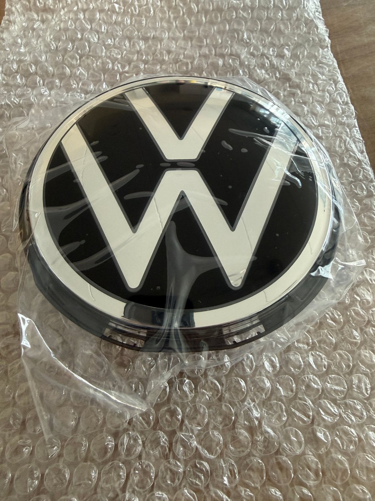 VW verlicht embleem NIEUW, Auto diversen, Autostickers, Ophalen of Verzenden