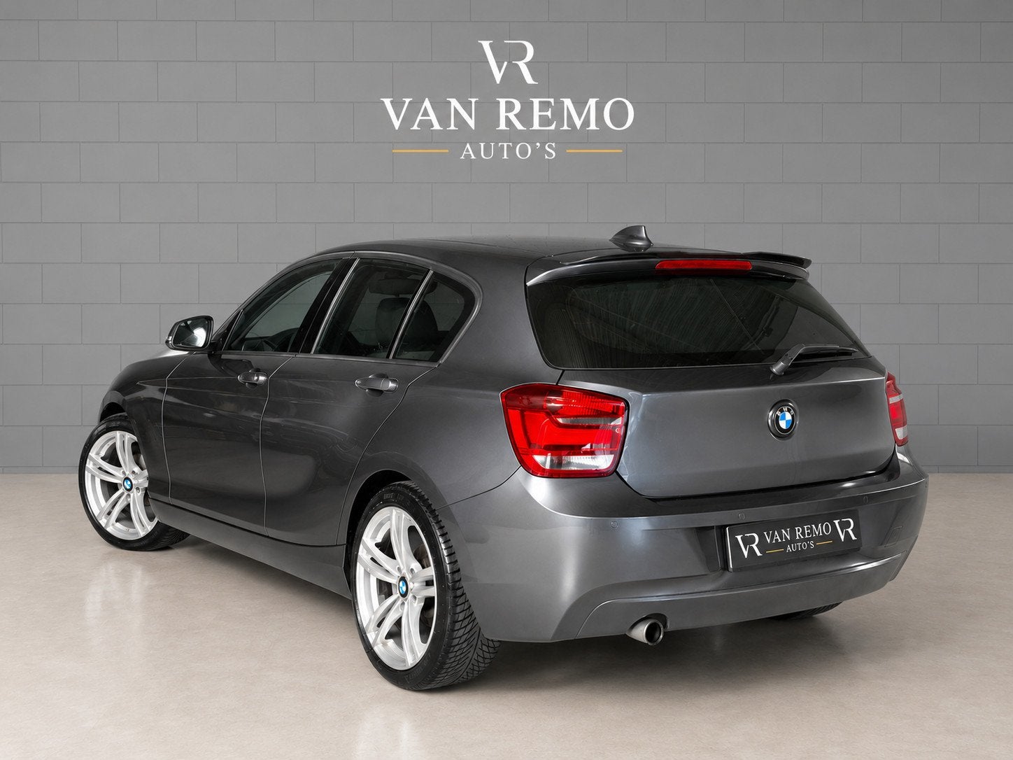 BMW 1-serie 116d EDE High Executive|Cruise|Carplay|Leder|Sto, 1-Serie, Euro 5, Achterwielaandrijving, Gebruikt