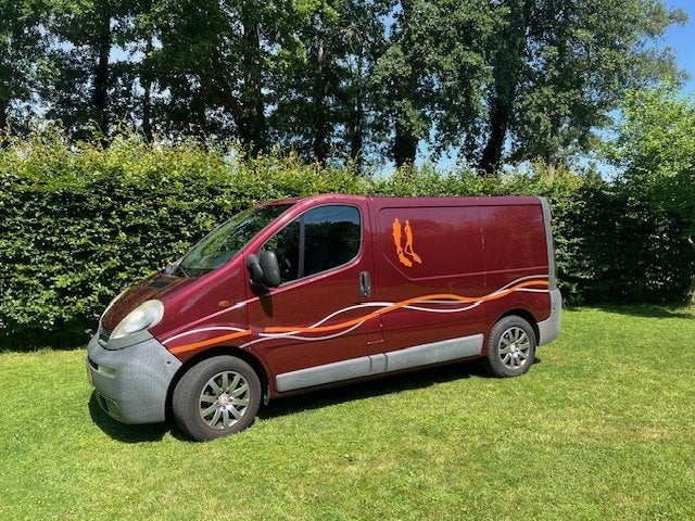 Opel Vivaro 2.5 DTI 2.7T L1 H1  2005
