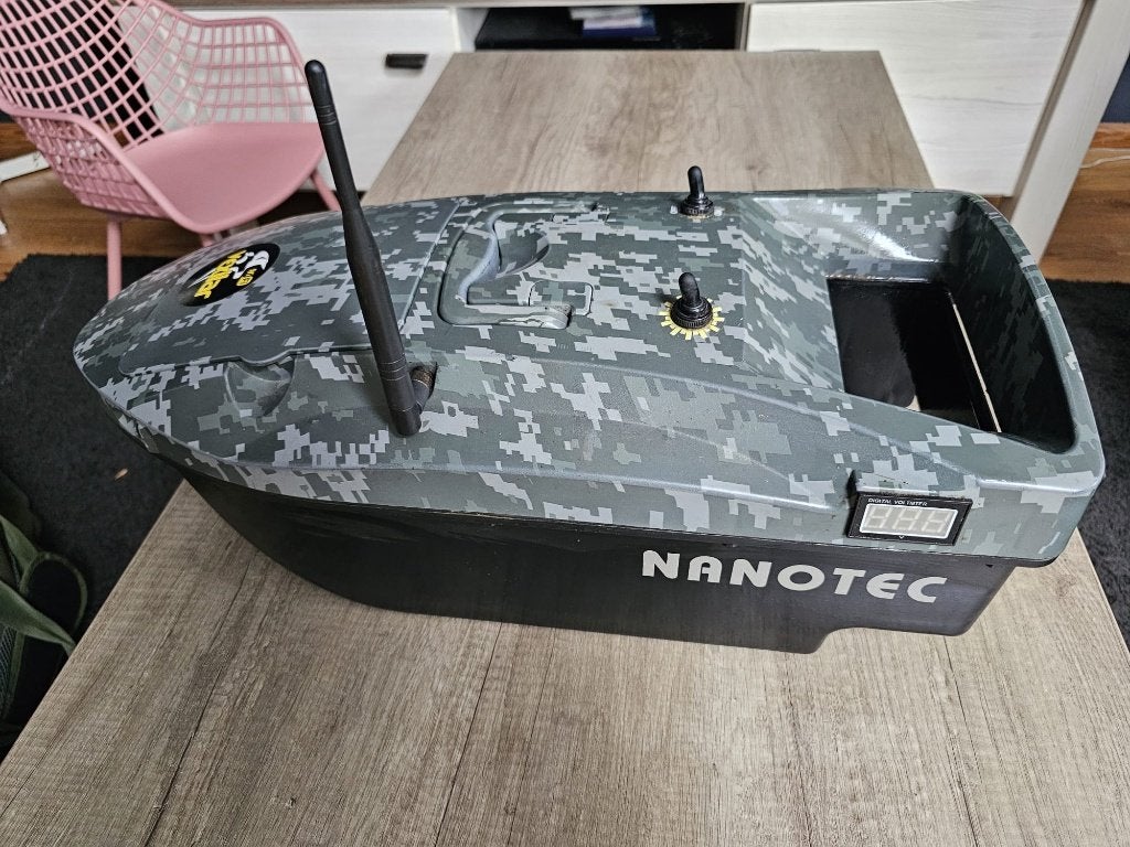 Nanotec voerboot met Vexilar fishfinder, Watersport en Boten, Ophalen, Gebruikt, Overige typen