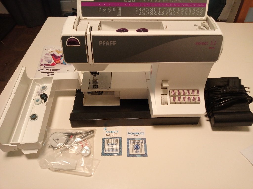 Naaimachine Pfaff Select 3.2, Ophalen, Zo goed als nieuw, Naaimachine, Pfaff