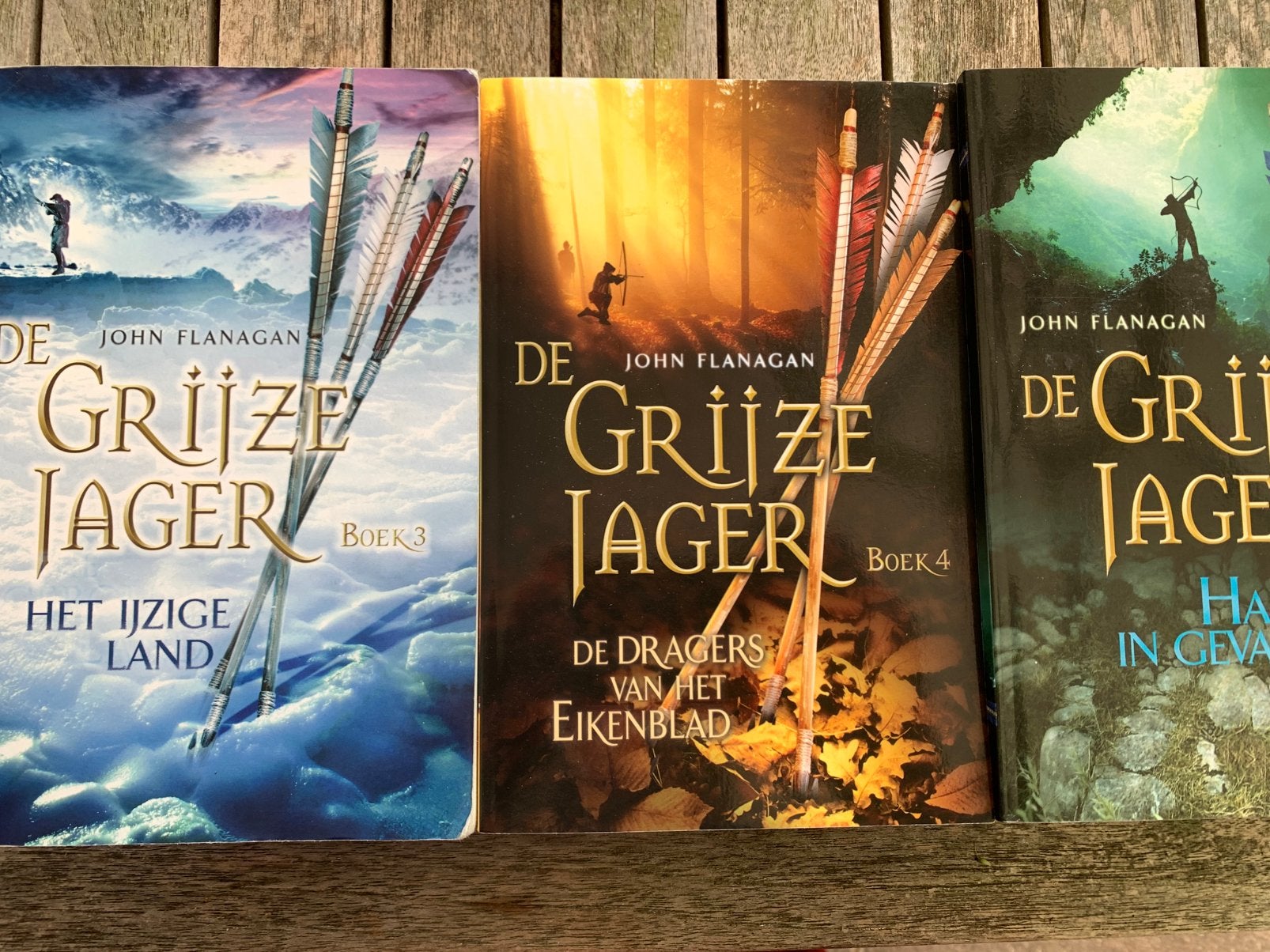 John Flanagan – 3 delen De Grijze Jager, Ophalen of Verzenden, Zo goed als nieuw