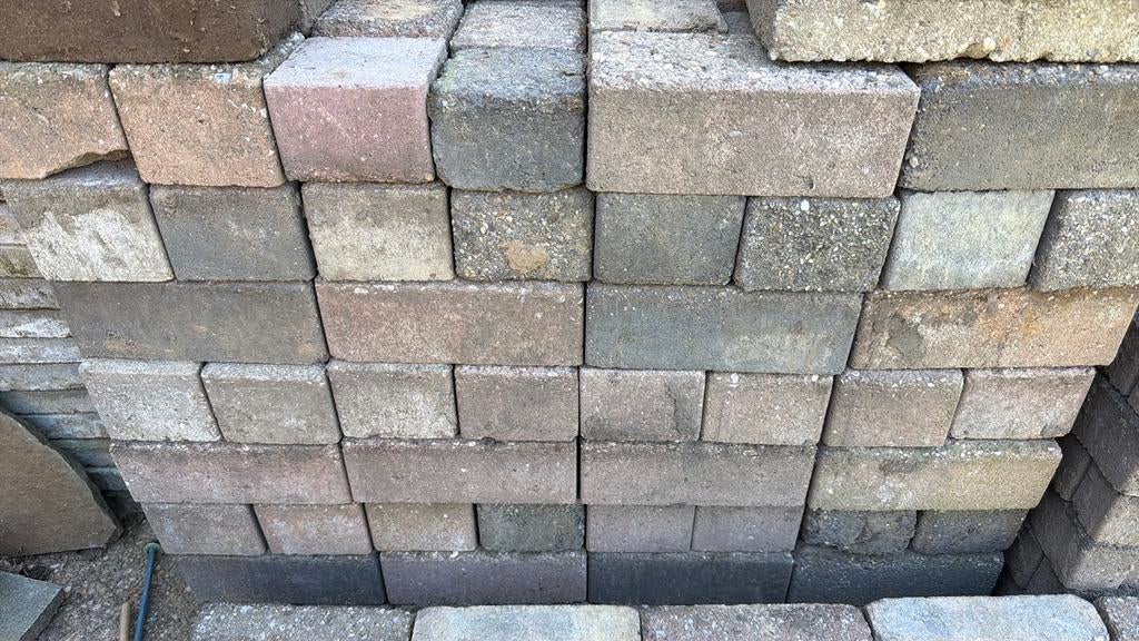 Gratis afhalen! Tuintegels en/of klinkers, Ophalen, Gebruikt, Beton, Terrastegels