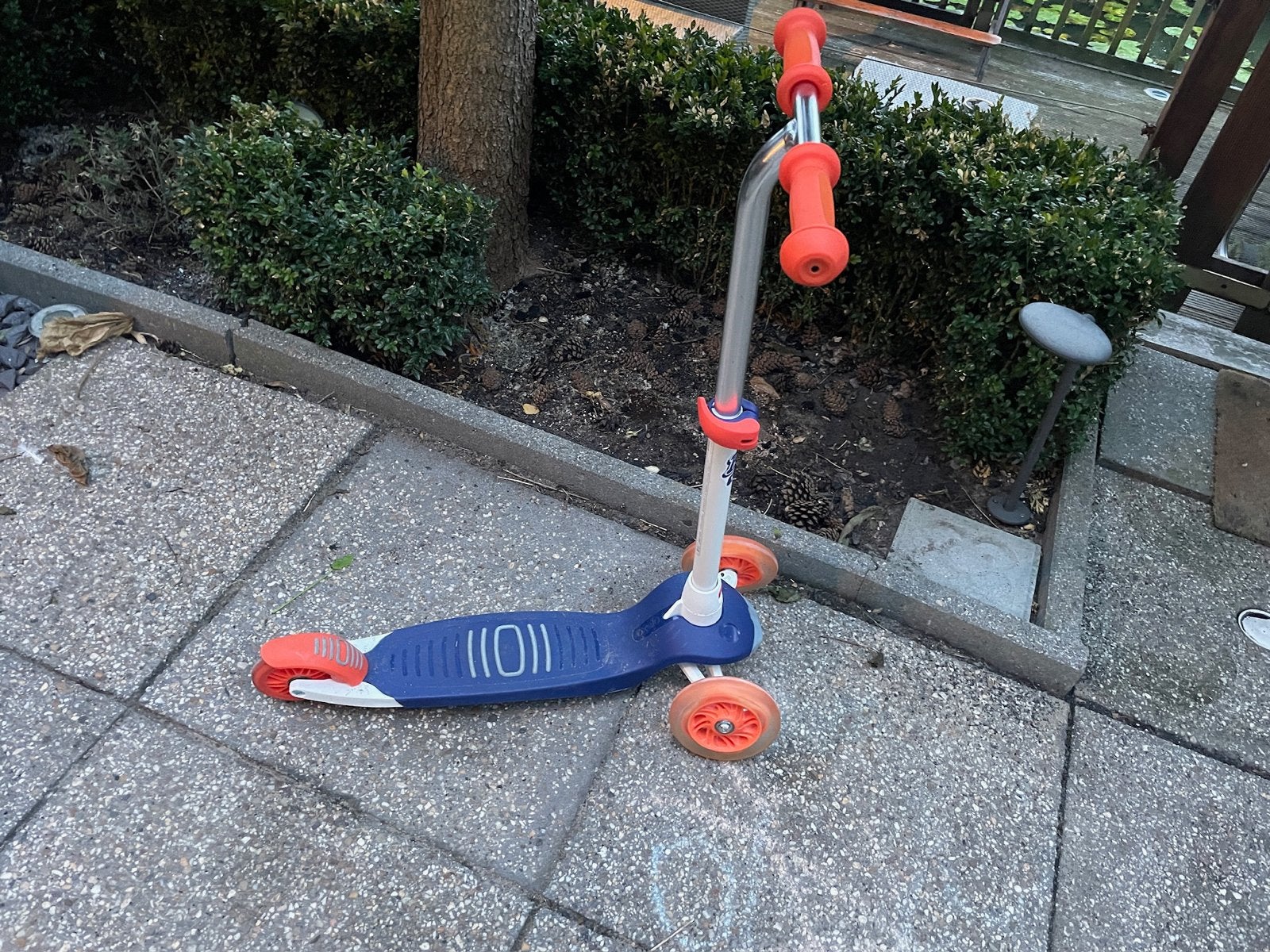 Oxelo kinder step met 3 wielen en lichtgevende wielen, Ophalen, Gebruikt, Gewone step