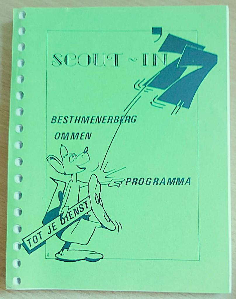 Scouting handboek SCOUT-IN Jaarthemaboek 1977, Verzamelen, Scouting, Ophalen of Verzenden, Zo goed als nieuw, Boek of Tijdschrift