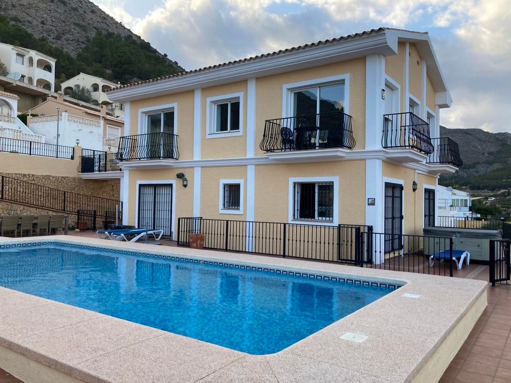 Villa Costa Blanca regio Altea. (INRUIL mogelijk), Dorp, Spanje, Woonhuis, 240 m²