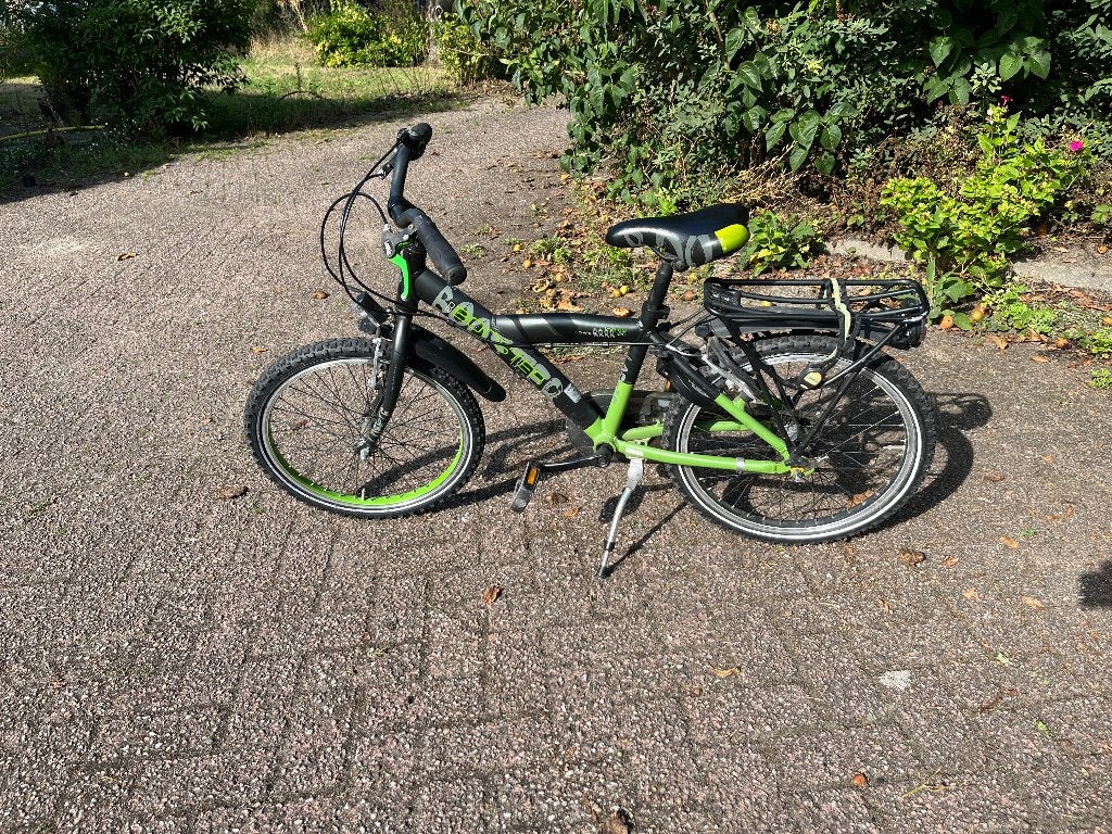 Kinderfiets Loekie Booster 20 Inch, Ophalen, Loekie, Zo goed als nieuw, Terugtraprem