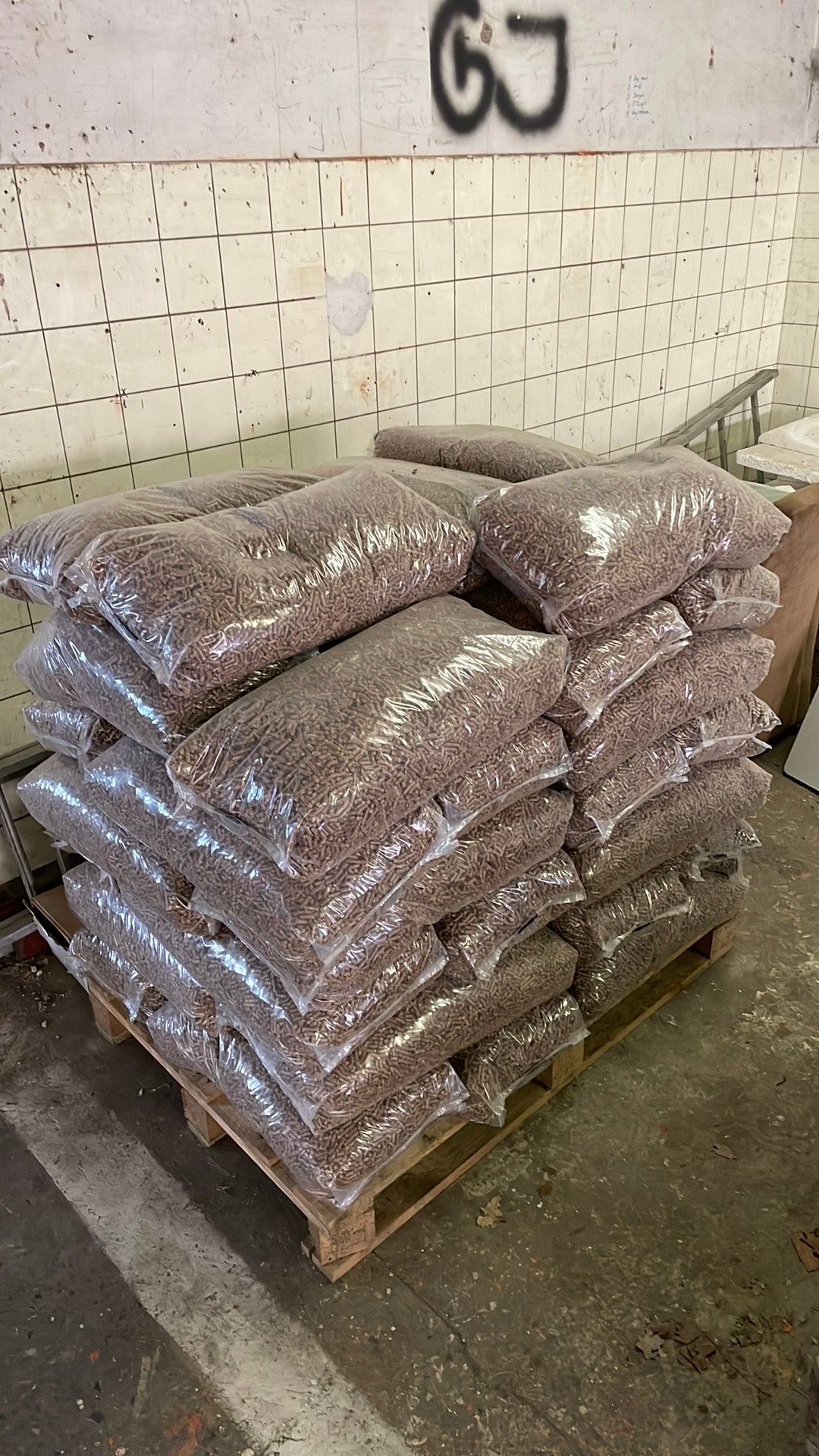 Eco pellets, 40 merkloze zakken van 15 kg, Minder dan 3 m³, Ophalen