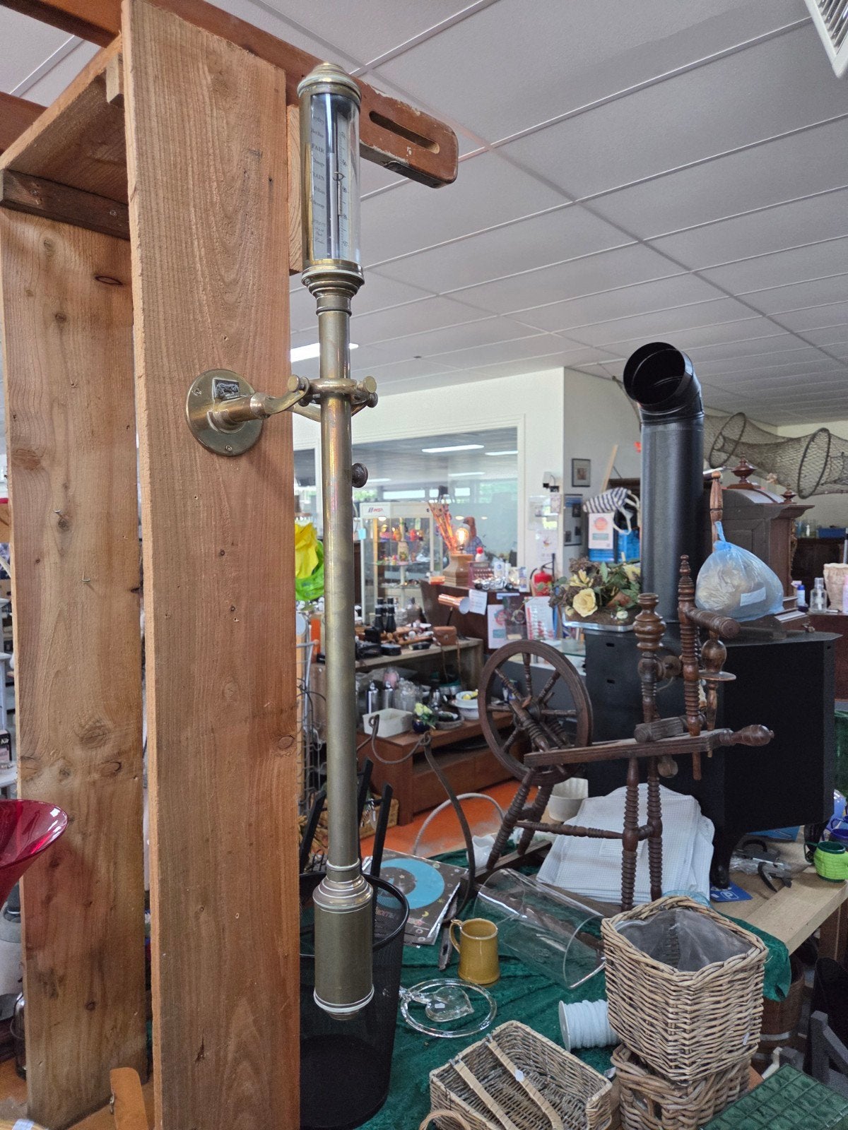 Koperen scheepstimmerman barometer, Ophalen