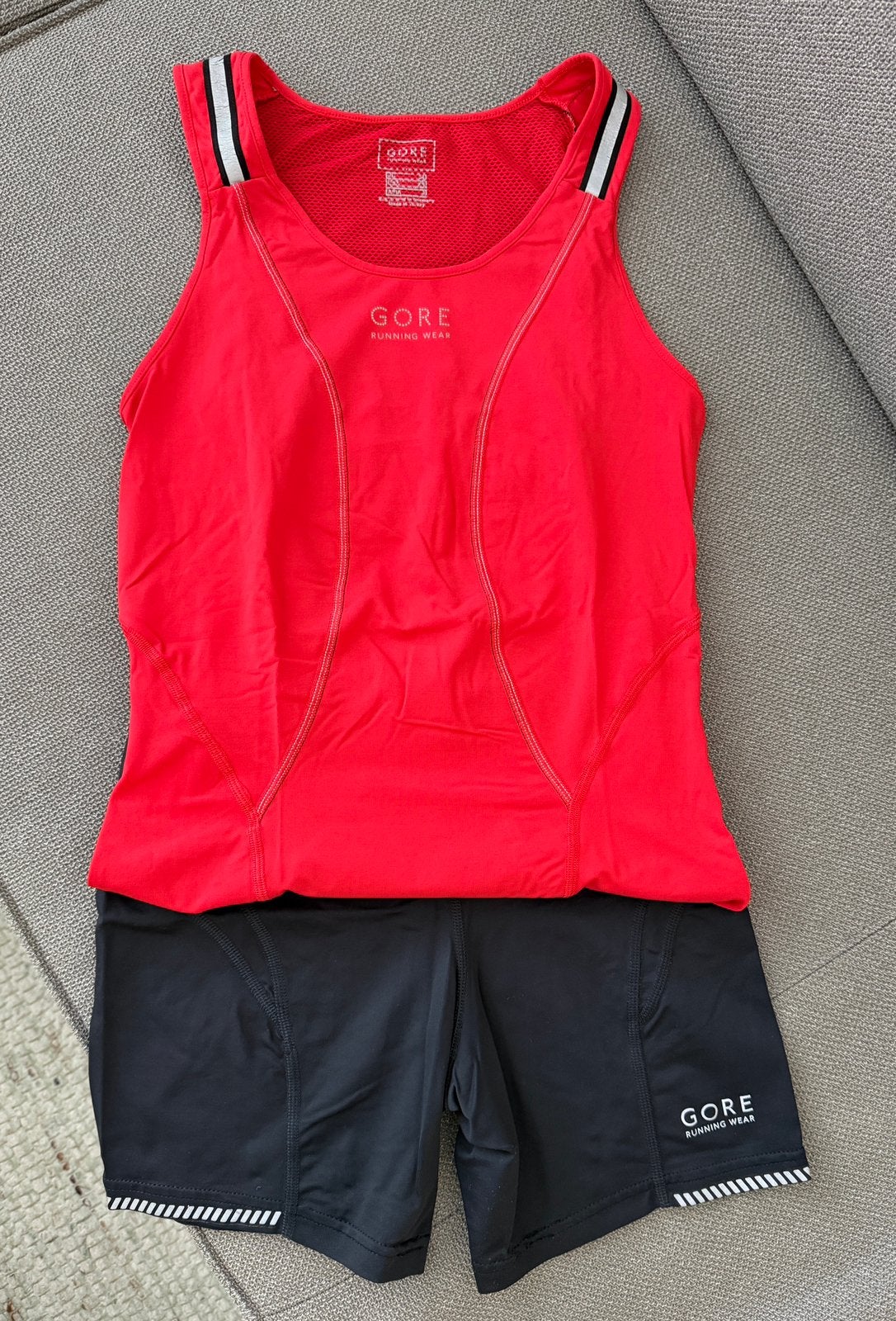 GORE dames set maat XS 34 goede staat!, Ophalen of Verzenden, Zo goed als nieuw, Maat 34 (XS) of kleiner, Overige typen