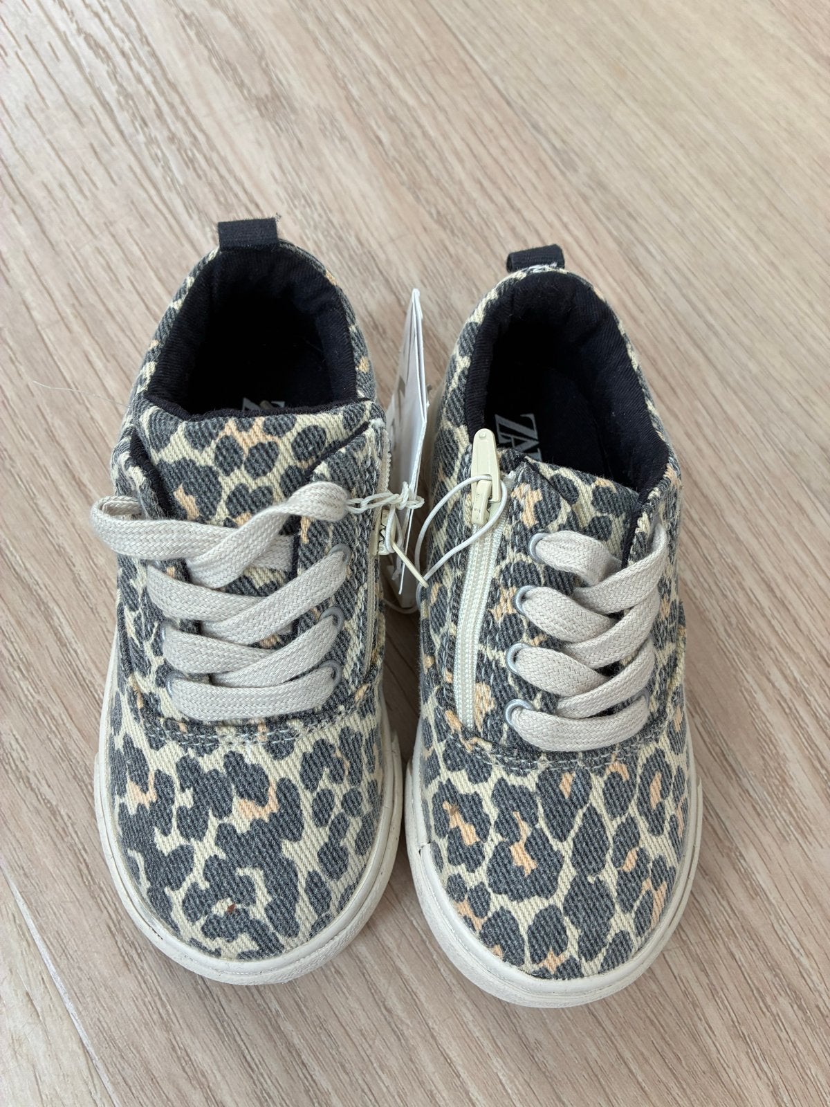 Nieuwe Zara baby schoentjes met luipaardprint, maat 24, Ophalen, Nieuw, Jongetje of Meisje, Schoentjes