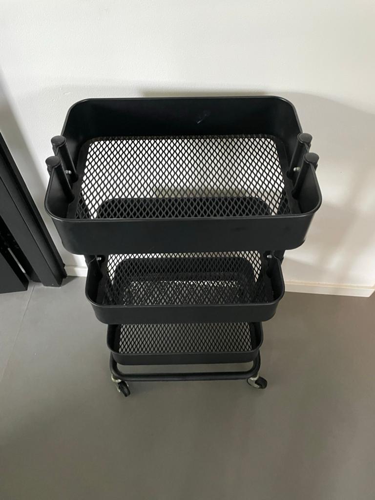 Zwart metalen Ikea Raskog, Ophalen, Gebruikt