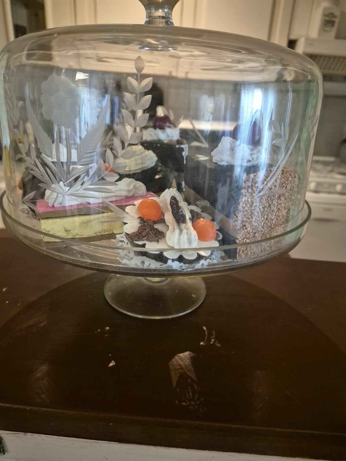 Antieke glazen taartstolp met etsdecoratie, Ophalen of Verzenden