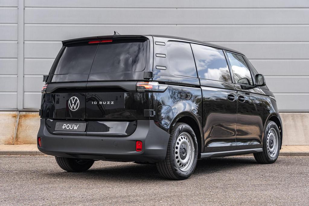Volkswagen ID. Buzz Cargo 286pk Economy Business 79 kWh | Tr, Auto's, Bestelauto's, Automaat, 12 maanden, Zwart, Volkswagen