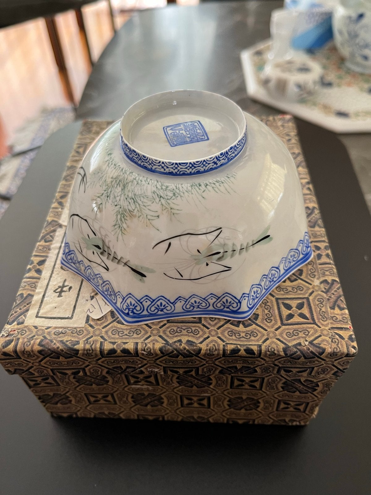 Antiek Chinees Eierschaaltje met Drakenmotief en Doos, Antiek en Kunst, Ophalen of Verzenden