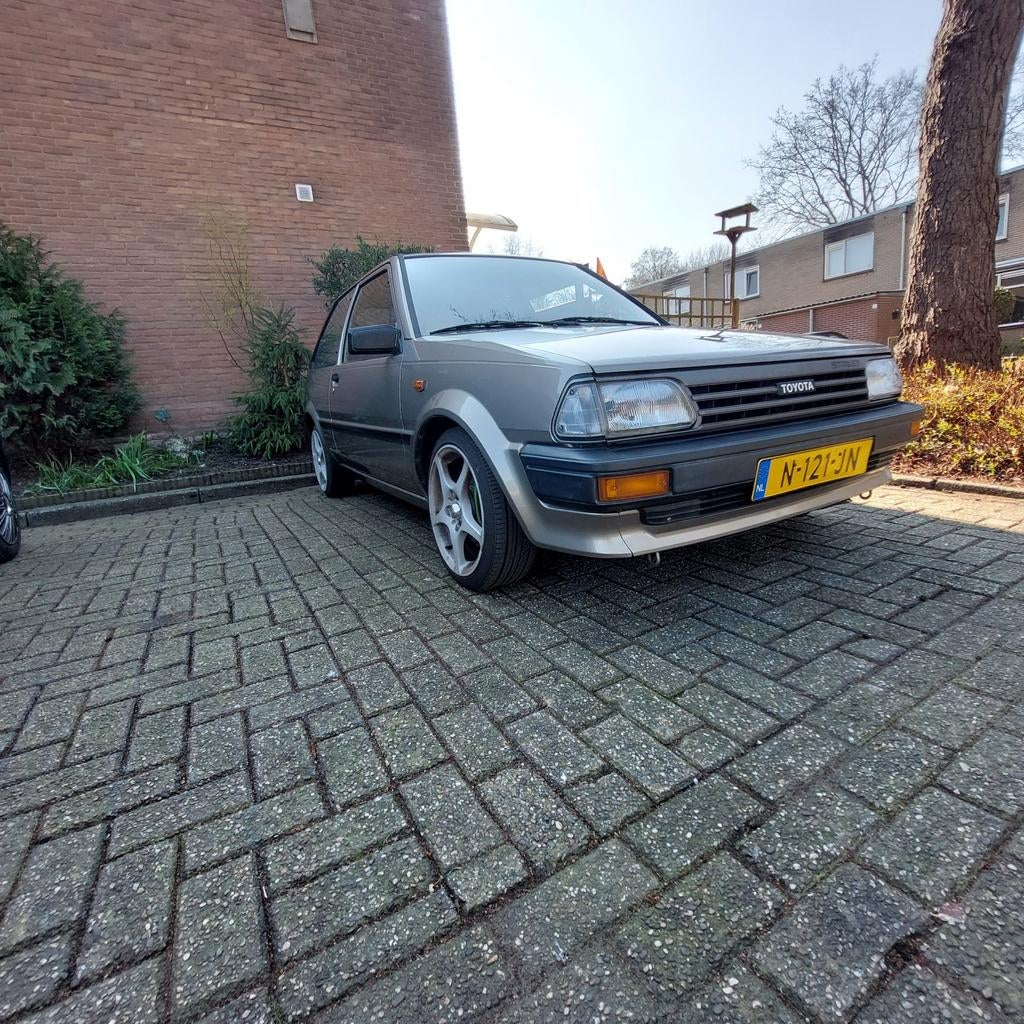 Toyota  starlet  1.3 1986 , Tekoop aangeboden, Auto's, 74 pk, 4 cilinders, Handgeschakeld, Particulier