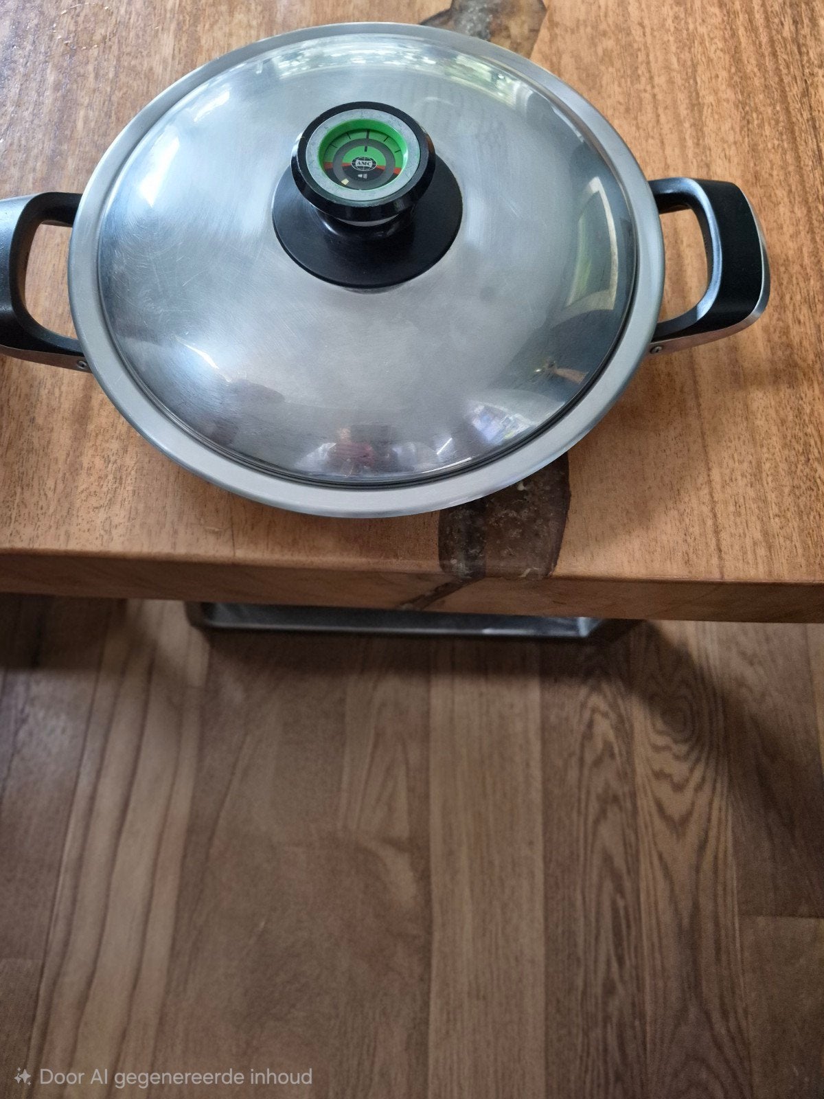 AMC pan 2.6L met deksel en temperatuurindicator, Huis en Inrichting, Gebruikt, Met deksel, Ophalen of Verzenden, Rvs