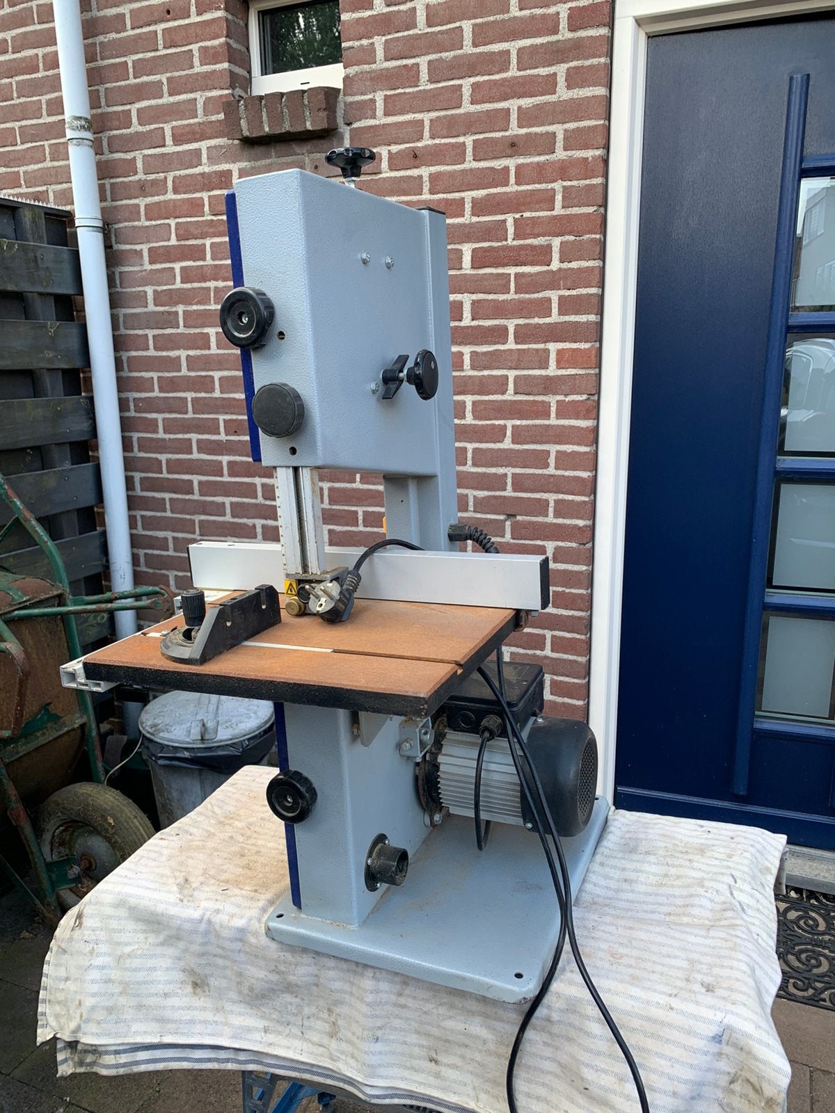 Lintzaag Elektro Maschinen, Gebruikt, 70 mm of meer, Lintzaag, Minder dan 600 watt