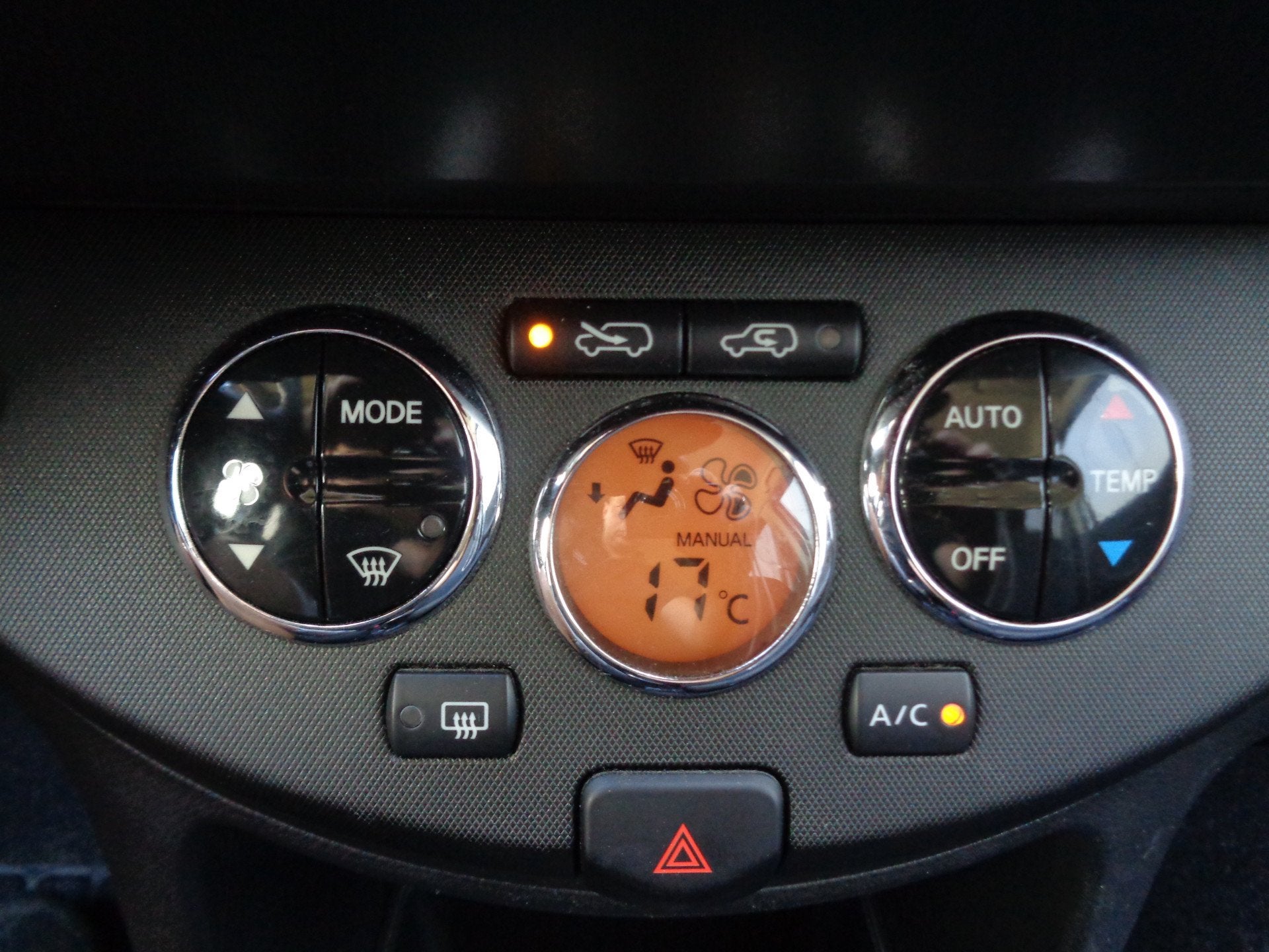 Nissan Note 1.6 Acenta 111PK Clima LMV Trekhaak NL-Auto Deal, Auto's, Voorwielaandrijving, 15 km/l, Gebruikt, 4 cilinders
