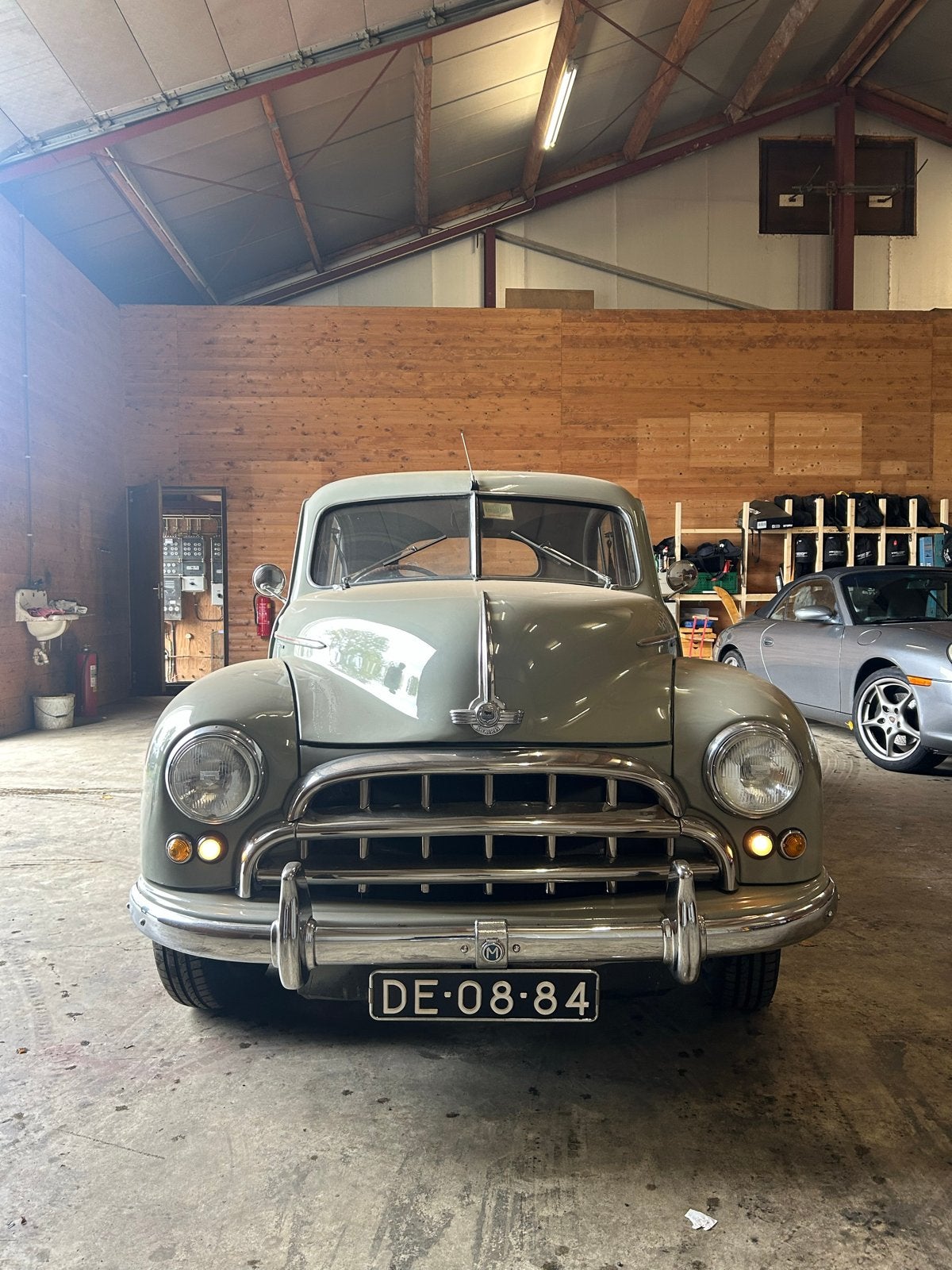 Morris 1954 Grijs, Auto's, Achterwielaandrijving, 4 cilinders, 0 kg, Leder