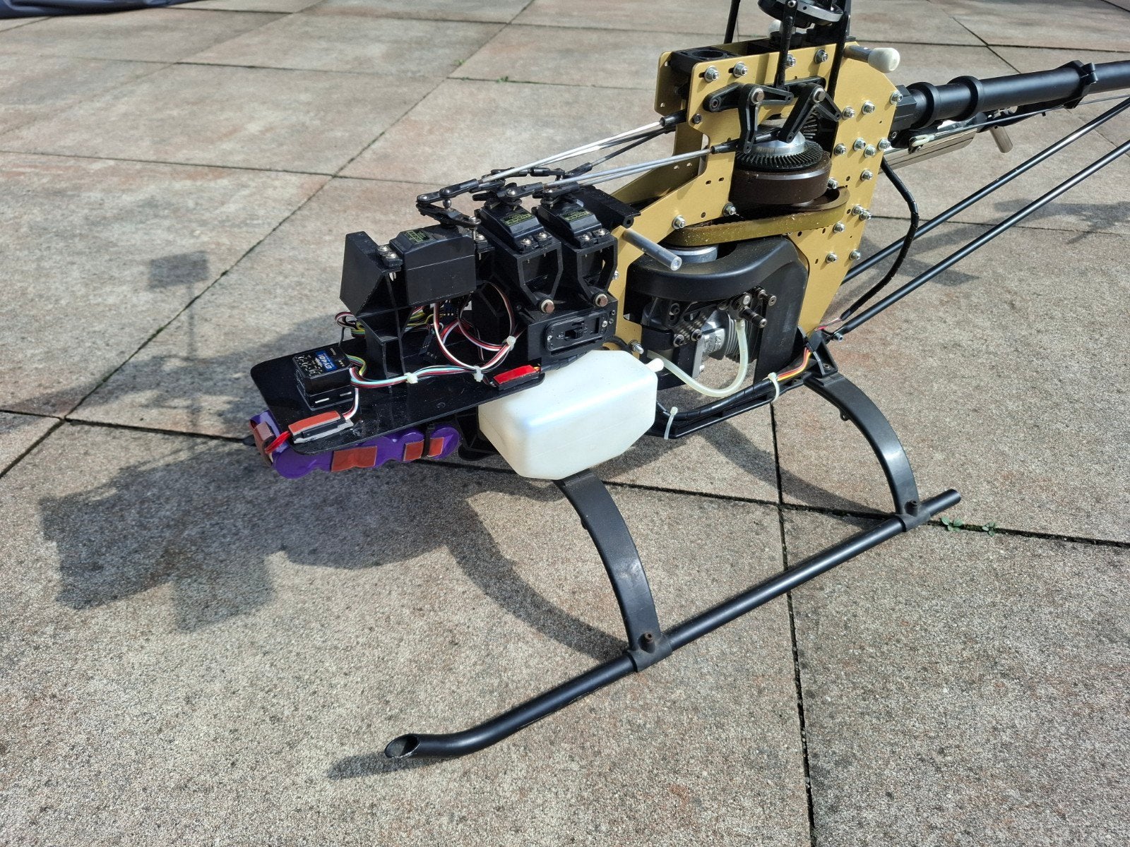 Robbe Futura helikopter, Hobby en Vrije tijd, Ophalen of Verzenden, Gebruikt, Nitro, Helikopter