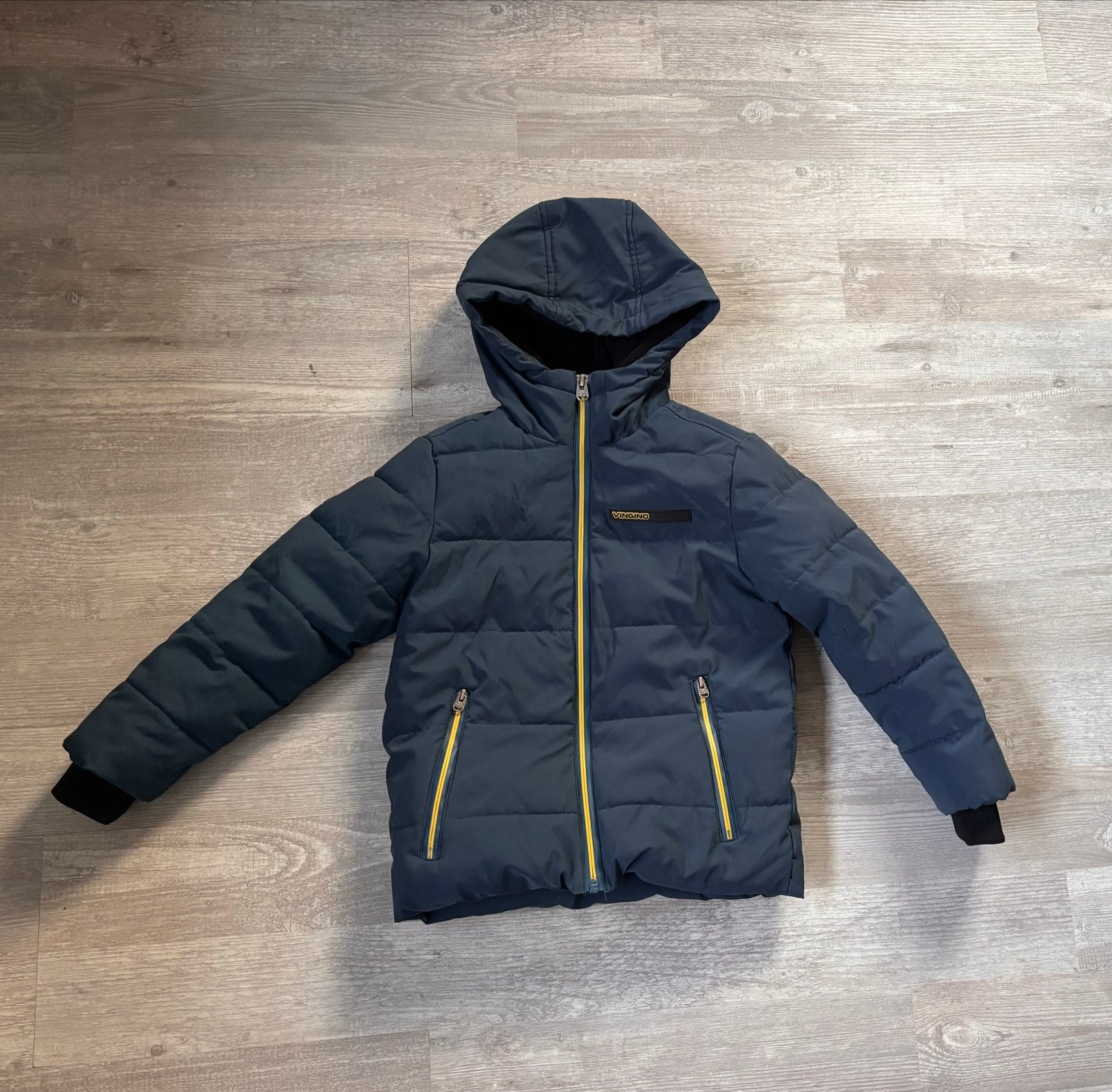 Vingino winterjas maat 116 - Zeer goede staat, Kinderen en Baby's, Ophalen of Verzenden, Zo goed als nieuw, Jongen, Jas