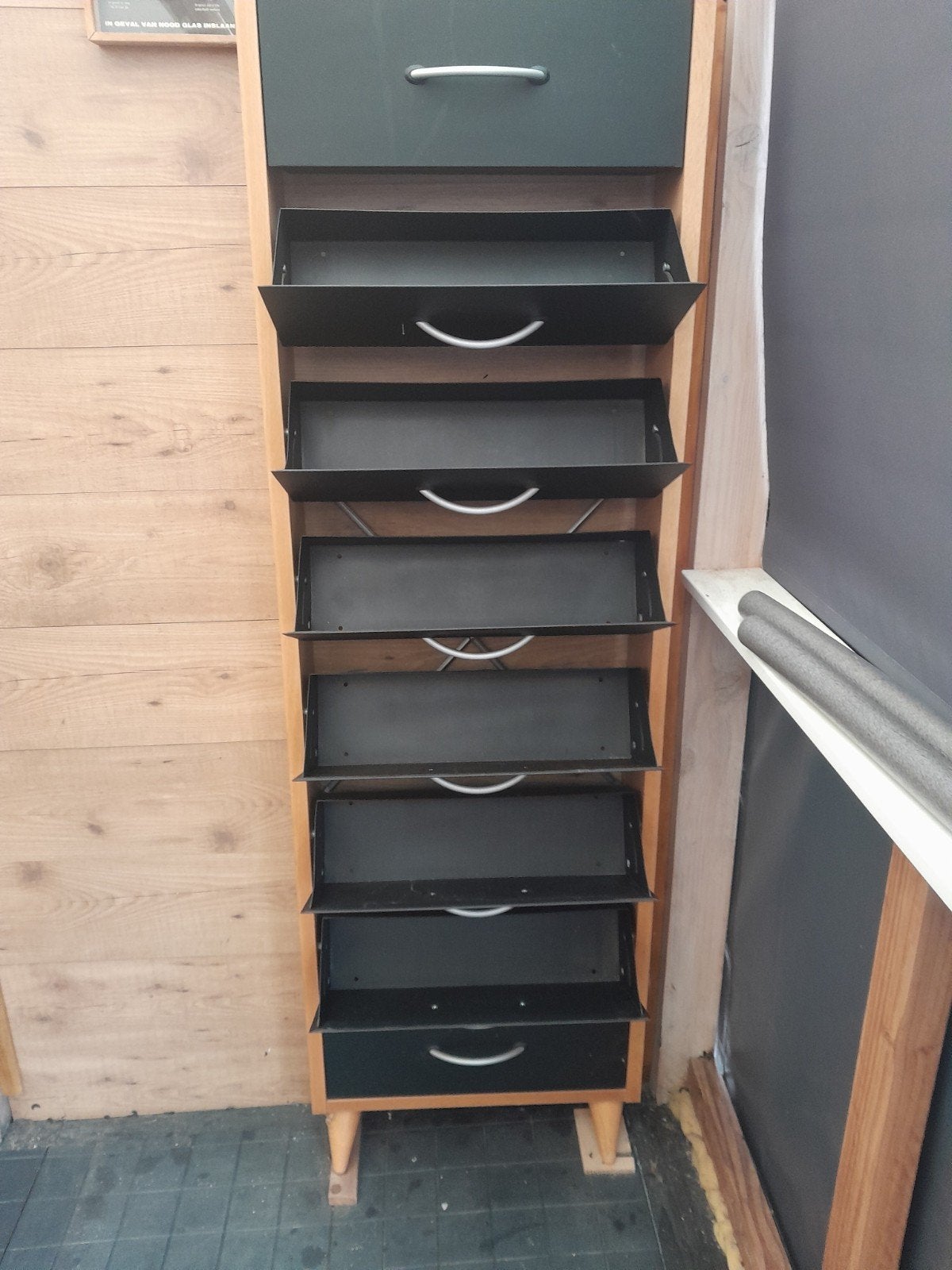 Ikea cd kast, Ophalen of Verzenden, Zo goed als nieuw, 25 tot 50 cm