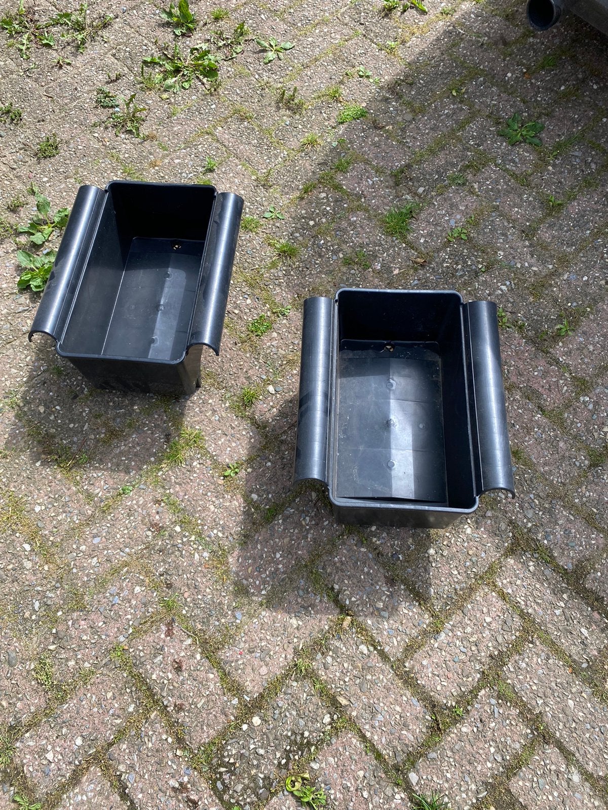 Bato aardbeienbakken 2 stuks, Ophalen, Zo goed als nieuw, Rond, Kunststof