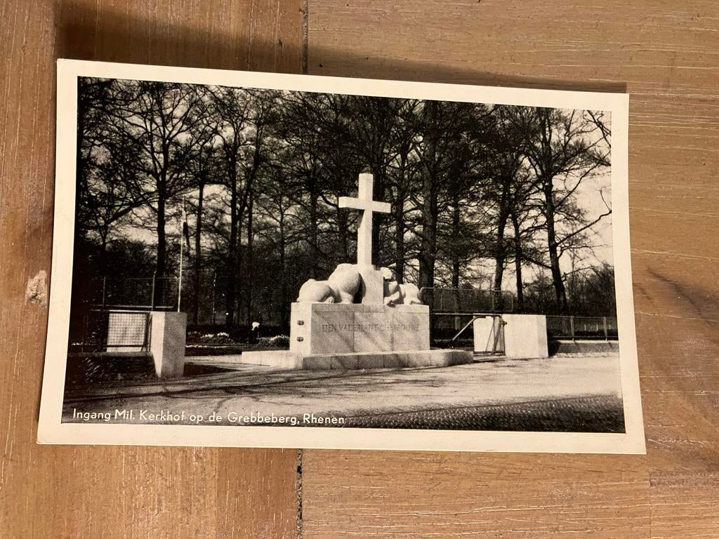 Ansichtkaart Rhenen, militair kerkhof grebbeberg, Verzamelen, Ophalen of Verzenden, Voor 1920, Utrecht