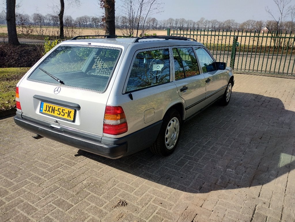 Daimler Benz 300TE 1987 oldtimer apk 03-2028 inruil mogelijk, foto 3