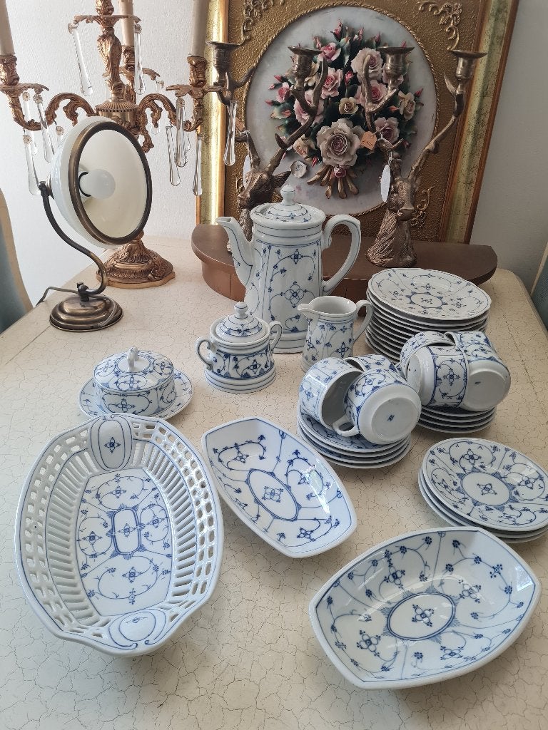 Oud 36-delig Saks ontbijt servies, Ophalen of Verzenden
