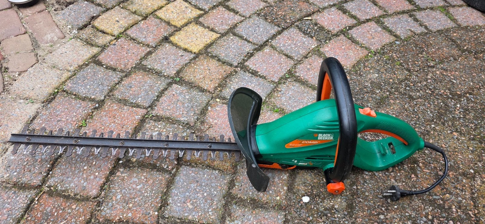 Black & Decker Heggenschaar - Elektrisch, Ophalen, Gebruikt, Elektrisch, Black & Decker
