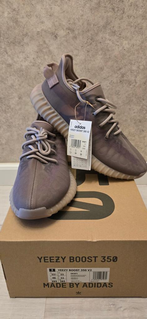 Adidas Yeezy Boost 350 V2 'Mono Mist' - EU 46 US 11, Kleding | Heren, Schoenen, Overige kleuren, Nieuw, Ophalen of Verzenden, Adidas Yeezy