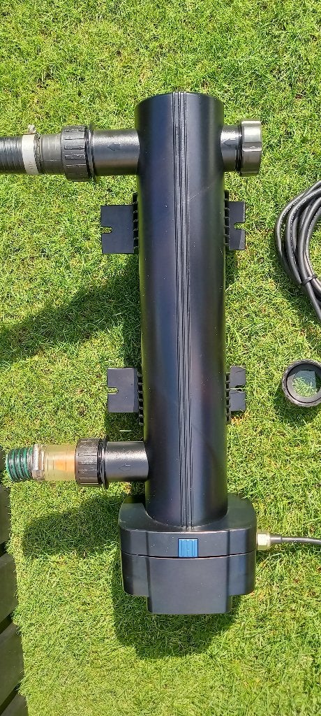 Vijverrondpompinstallatie met uv lampen en filters, Ophalen, Gebruikt, Vijverfilter
